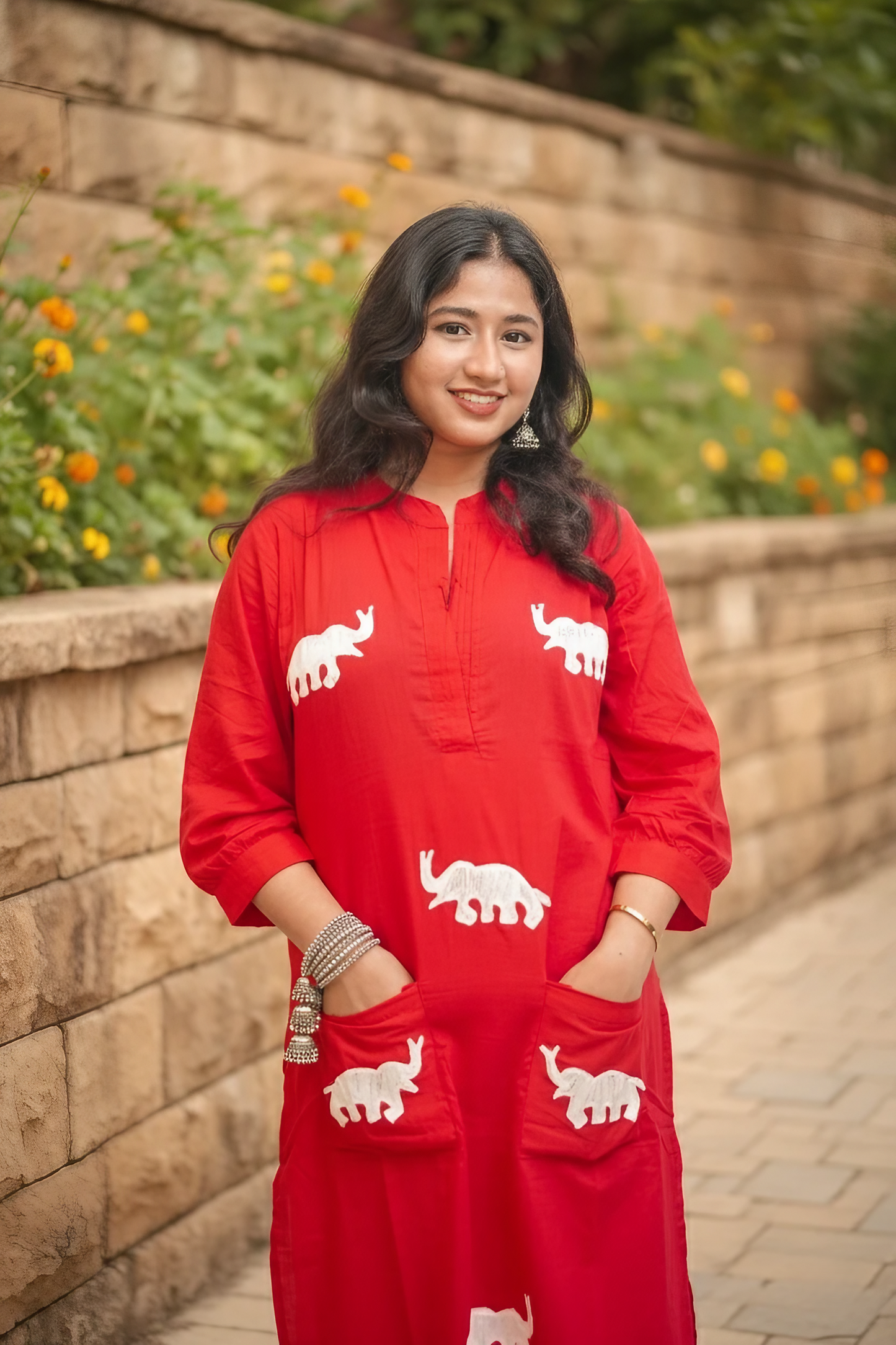 Red Kurta Set With White Elephant Embroidery Design
